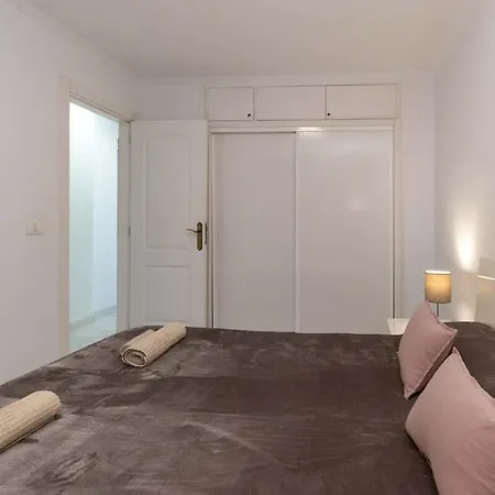 Apartamento Copacabana 2 - One Bed Playa Feñabe
